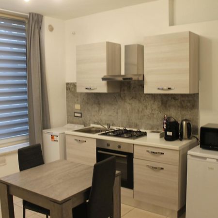 Toret Vanchiglia Studio Apartment 都灵 外观 照片